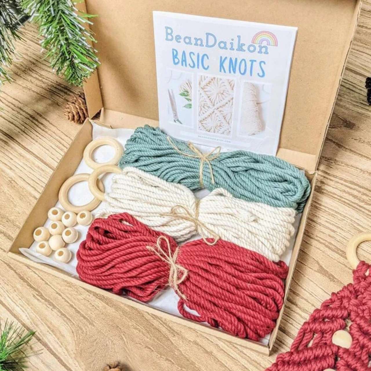 CraftKit, božićni komplet za izradu makrame ukrasa - Image 8