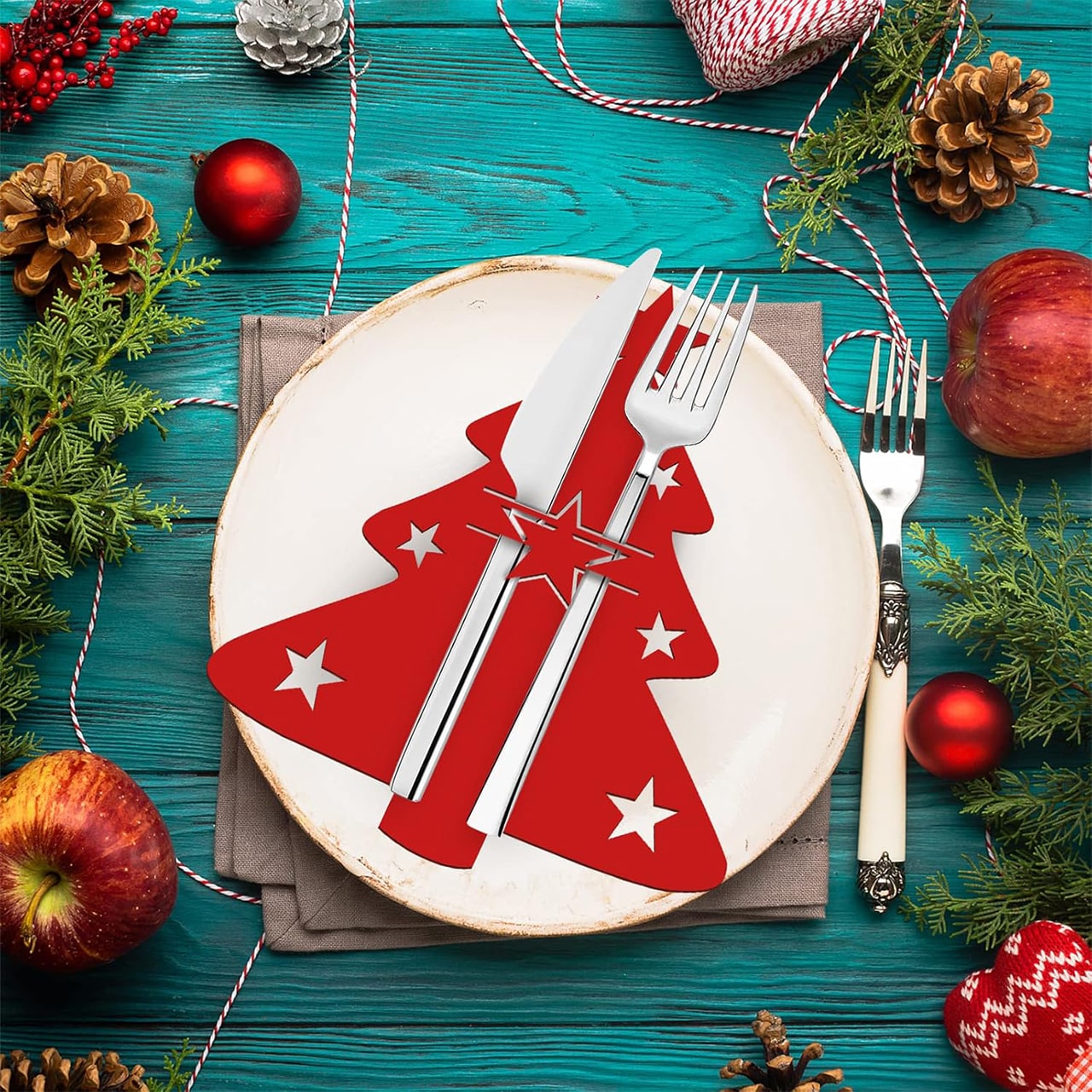 Festive Pocket je izrađen od visokokvalitetnih i izdržljivih materijala.